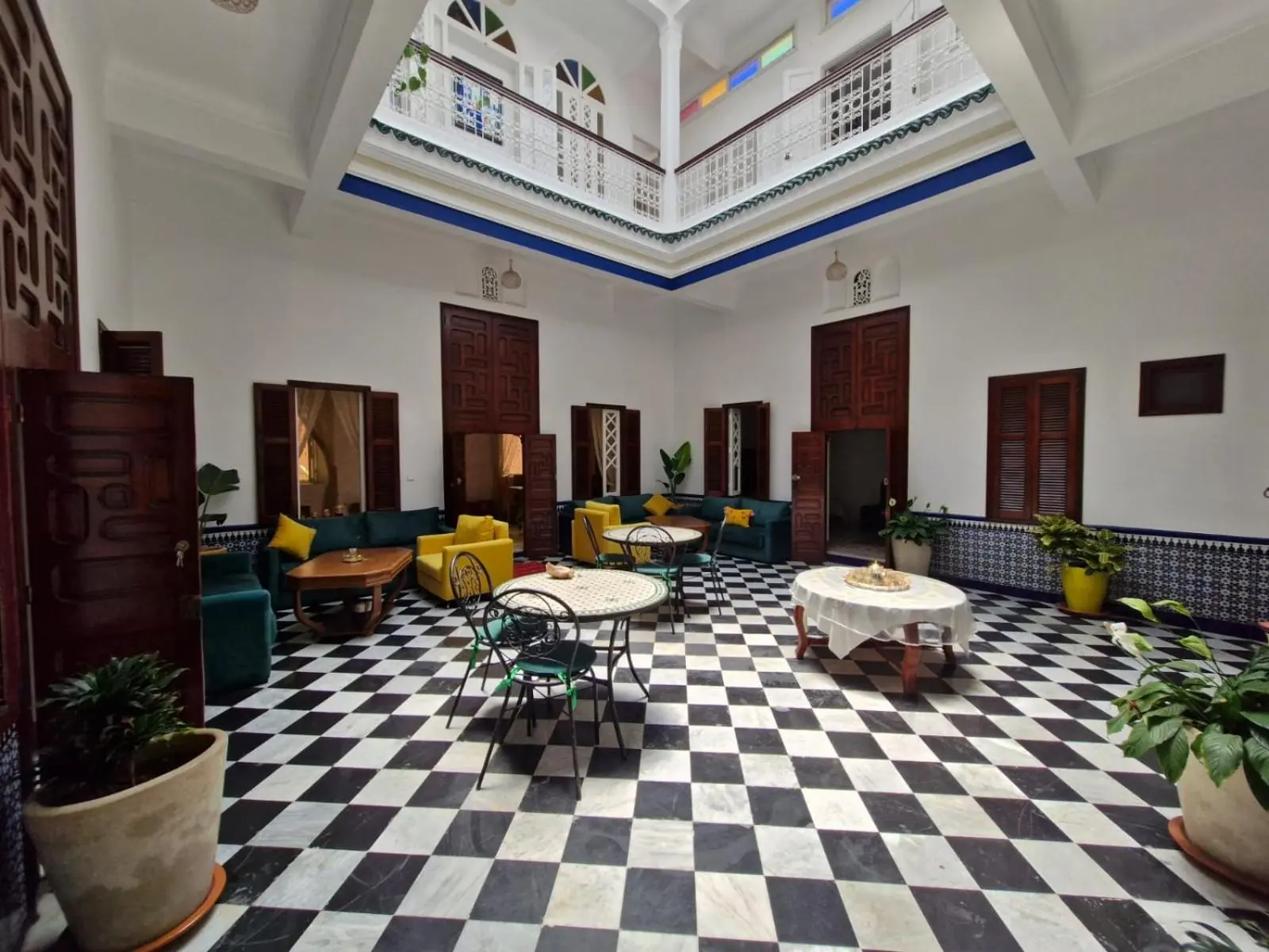 Le patio en damier